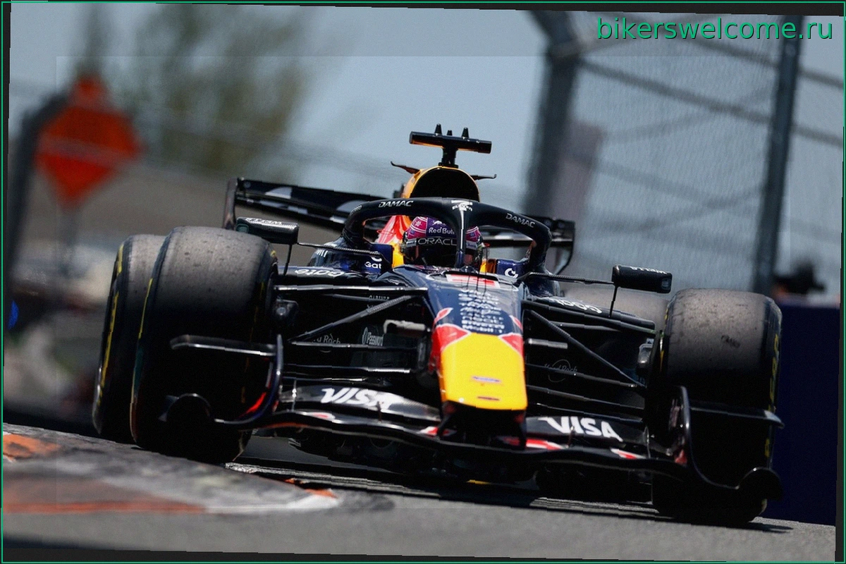 Red Bull приносит извинения Максу Ферстаппену за проблемы с рулевым управлением