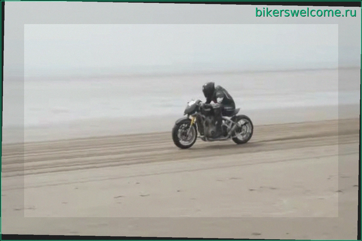 Triumph Bobber: Рекорд Скорости 212 км/ч на Песках Пендайн